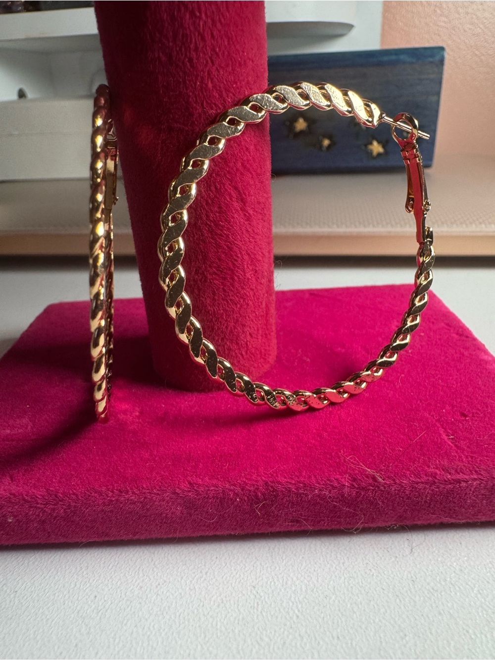 Gold Tone Large Twisted Statement Earrings Elegant Chic Fashion Jewelry